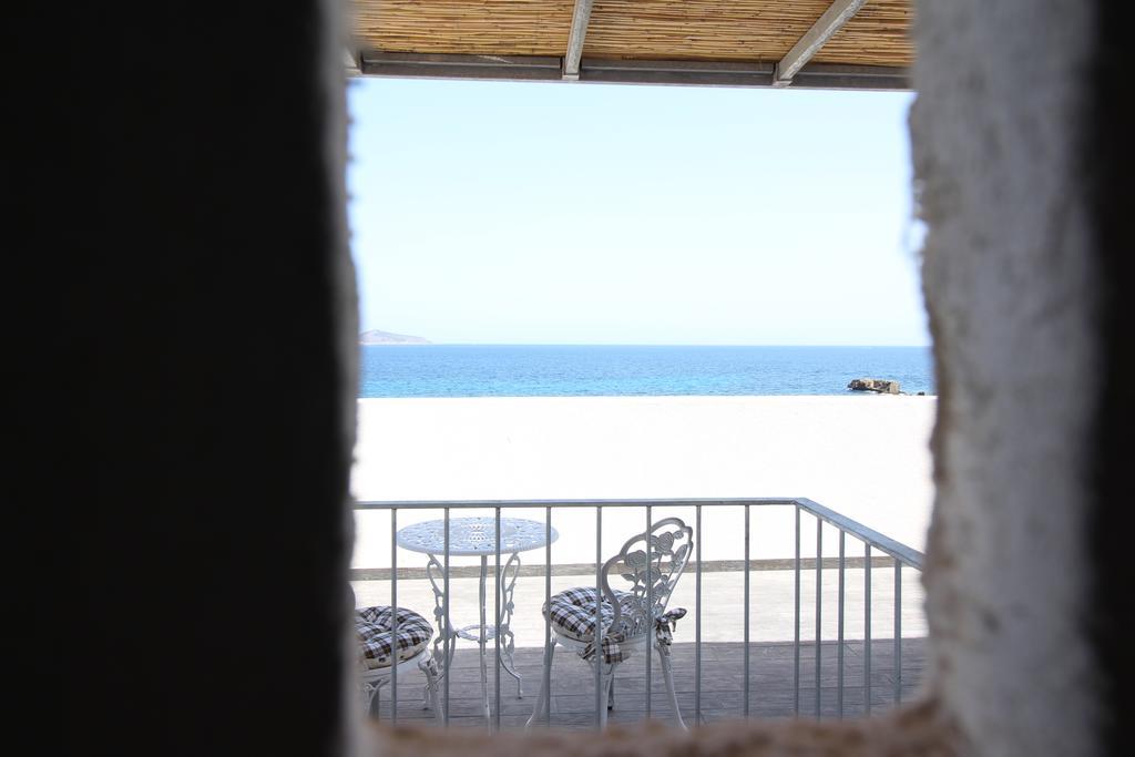 فندق Ajamola فافينانا المظهر الخارجي الصورة